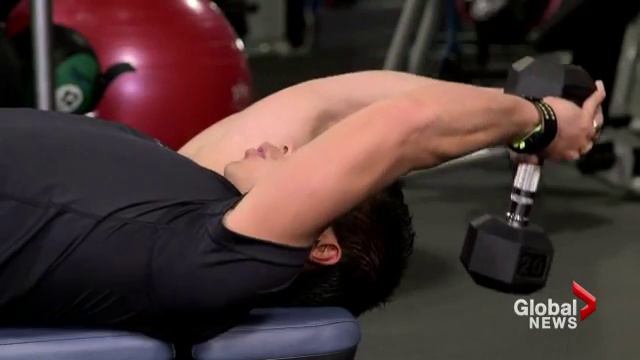 Dumbbell Pullover - Fitness Tips on GlobalTV brought to you by Club16 Trevor Linden Fitness смотреть онлайн