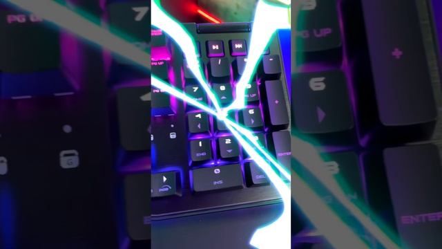 RGB Brilliance EVGA Z15 RGB Mechanical Gaming Keyboard! смотреть онлайн