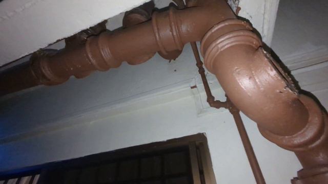 Как выглядит говно миллиардера? Вскрываем фановую трубу в доме за 6 миллионов долларов. Сингапур! смотреть онлайн