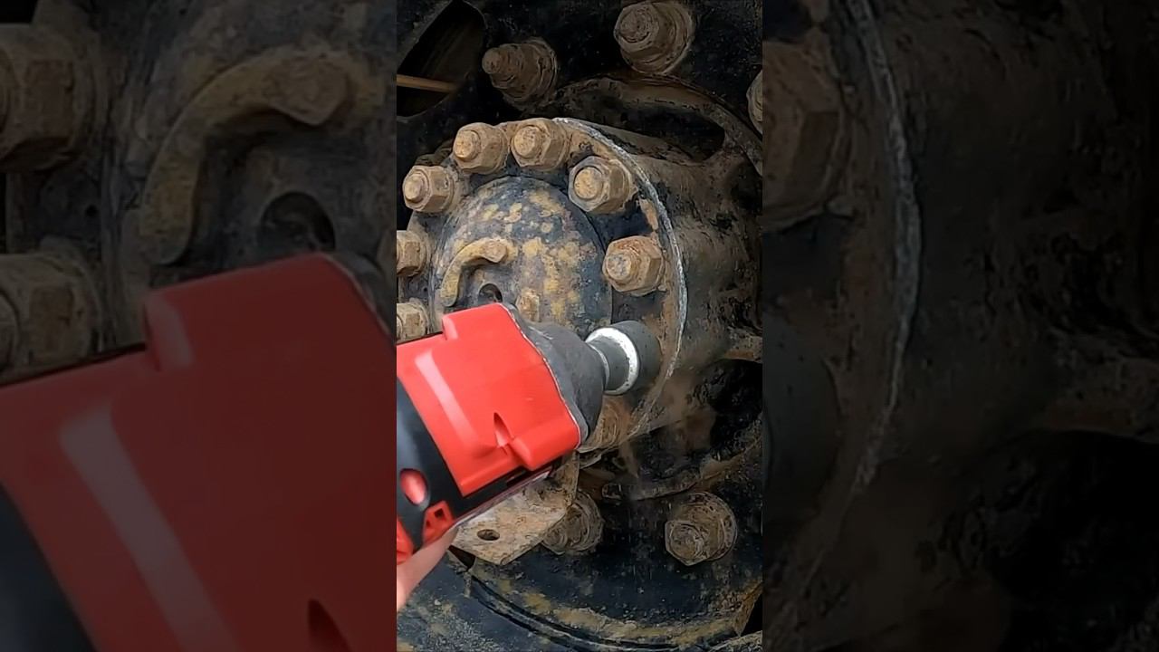 Закипевшие гайки полуоси КАМАЗа против аккумуляторного гайковерта #redverg #гайковерт смотреть онлайн