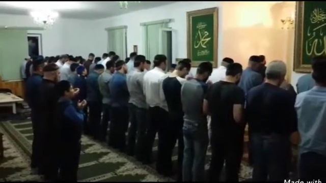 Намаз Тахьаджуд в с.п.Плиево в Месяц Рамадан смотреть онлайн