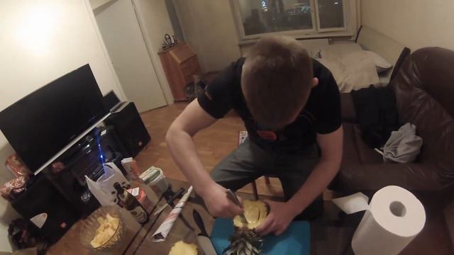 Делаем чашу из ананаса смотреть онлайн