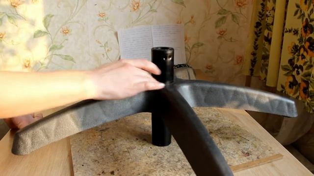 Ремонт офисных кресел и запчасти - Снимаем крестовину с газлифта смотреть онлайн