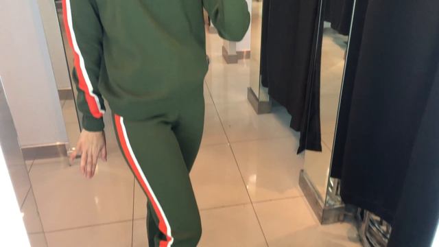 ШОППИНГ ВЛОГ.БЮДЖЕТНЫЕ КРУТЫЕ ЛУКИ.GOLDI.O,STIN.GLORIA JEANS. смотреть онлайн