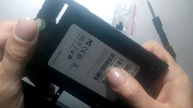 Распаковка DVD/CD-ROM Универсальный 9мм Caddy 2.5 для SSD HDD смотреть онлайн