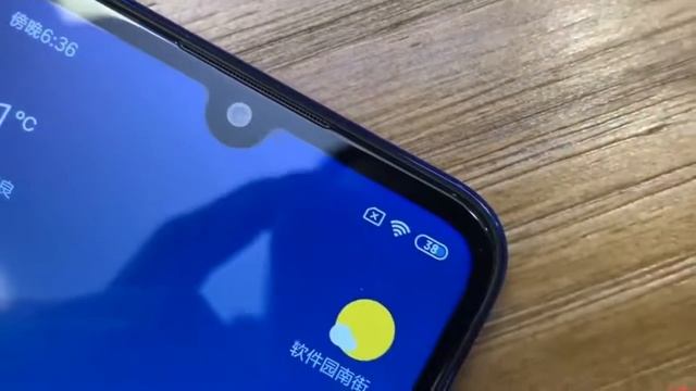 Xiaomi Mi Play Unboxing смотреть онлайн
