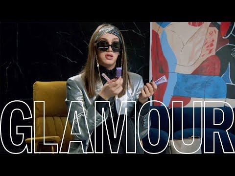 Что в косметичке у Алексея Жидковского? | Glamour Россия смотреть онлайн