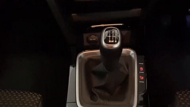 Acorn Kia - DU70ZYV - Kia XCeed 1.4 T-GDi 3 смотреть онлайн