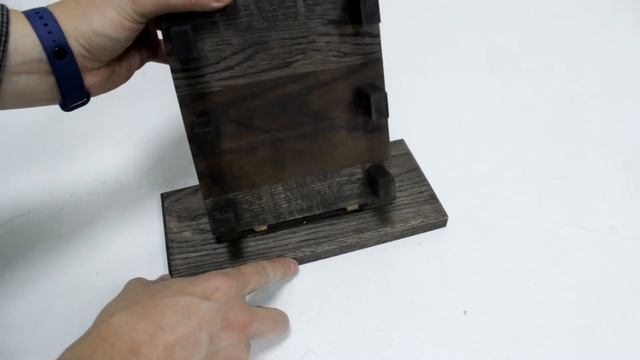 Подставка для ножей из дуба (с отделениями для ножен)–обзор от магазина подарков «Счастливый случай смотреть онлайн