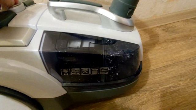 Пылесос Vitek VT 1833 PR смотреть онлайн