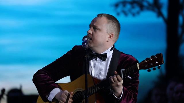 "Пообещайте мне любовь" кавер под гитару, исполняют А. Макарова, А. Шадварин. смотреть онлайн