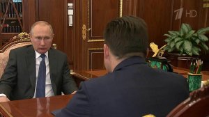 Более чем половине сотрудников "Почты России" повысят зарплату, в том числе почтальонам и операто...