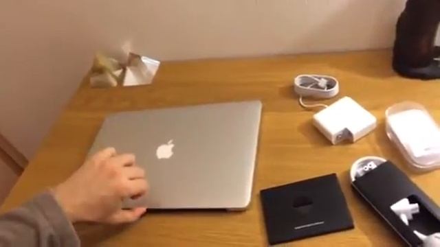 Распаковка Macbook Pro 2015