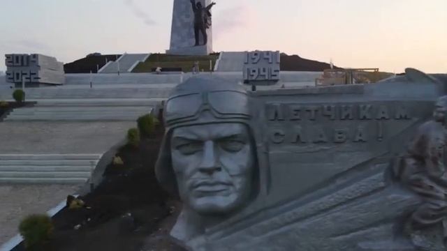 Мемориальный комплекс «Саур Могила» в ДНР (Клип) смотреть онлайн
