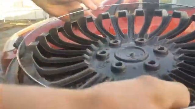 Как одеть колпаки на колеса .Быстро и не дорого