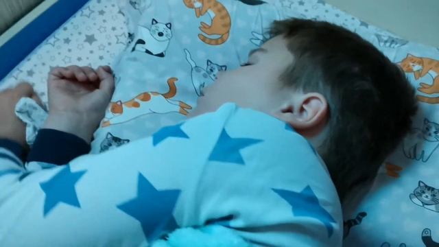 День МАМЫ школьника/РЕАЛЬНАЯ жизнь/Организация документов/БЮДЖЕТНЫЙ уход за лицом/ПИЦЦА на лепешках смотреть онлайн