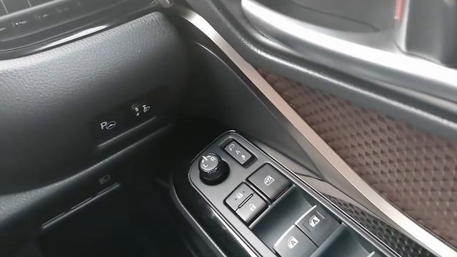 2019 TOYOTA CHR HYBRID SOL TOP SPEC смотреть онлайн
