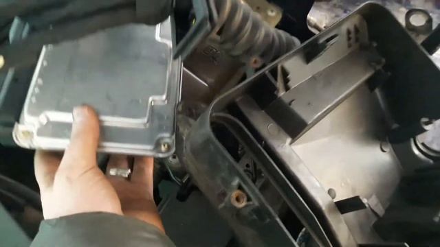 Замена моторчика стеклоочистителя Volkswagen Passat B5 GP смотреть онлайн