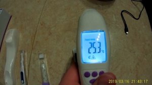 Обзор термометра инфракрасного MEDICARE-МЕДКЕИР. Эксперимент.