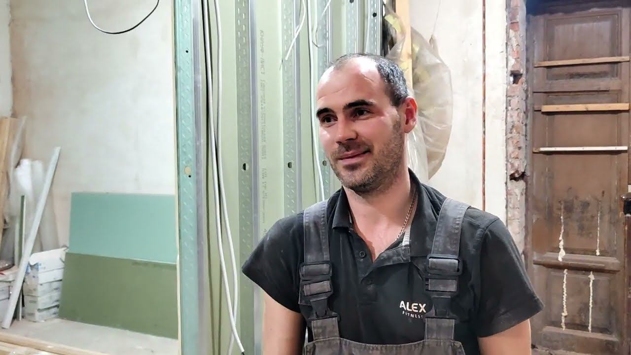 Долгие демонтажи, сломанные замки, инженеры-затейники и отличный Артём-электрик. Март 2024 смотреть онлайн