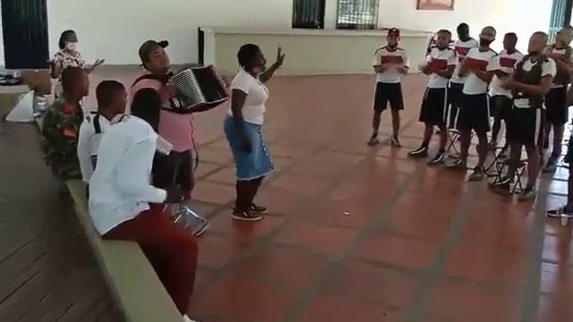 toda la gloria sea para Dios (4) смотреть онлайн