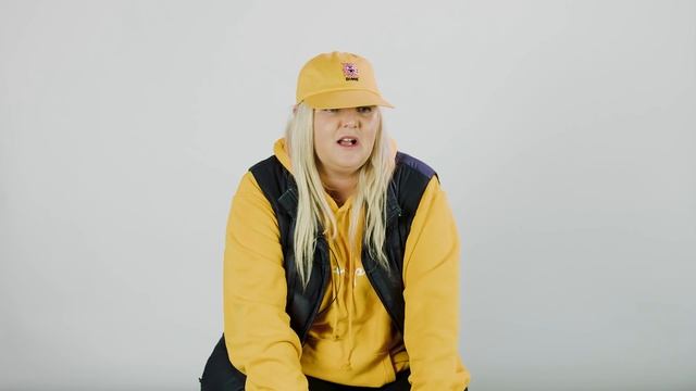 Tones And I breaks down her hit "Dance Monkey" | DIFFUS смотреть онлайн