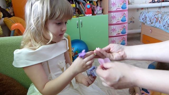 Принцессе Софии Прекрасной 5 лет/Два торта/Букет из киндер сюрпризов смотреть онлайн