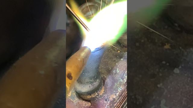 Пайка медного теплообменника - Ремонт газовой колонки Нева 3208 смотреть онлайн