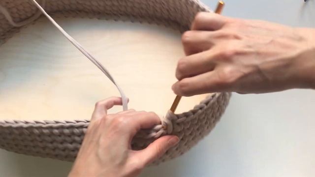 Самый подробный МК. Люлька для кукол из трикотажной пряжи. Бюджетный вариант. смотреть онлайн