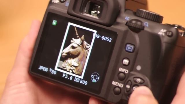 First Look: PENTAX K-r смотреть онлайн