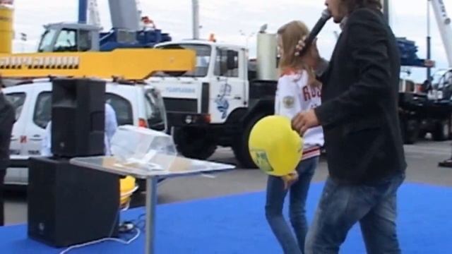 Ведущий. Выставка Крокус. СТТ смотреть онлайн