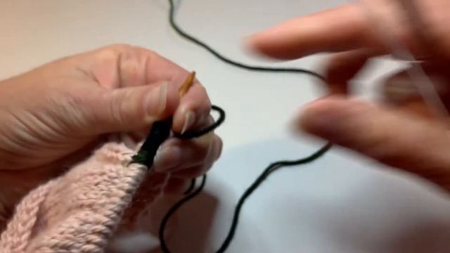 How to Join a New Yarn to Your Knitting Project смотреть онлайн