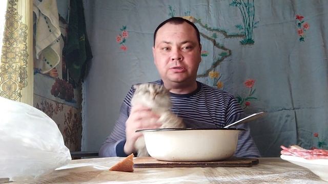 МУКБАНГ.Суп с грибами,?булочка с кремом варёной сгущенкой.#mukbang,#food ,#youtube
