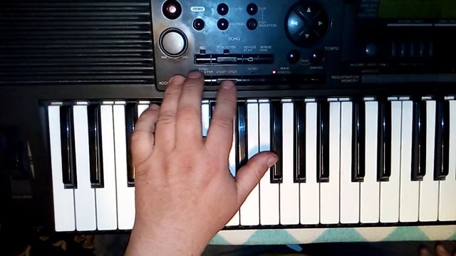 Синтезатор YAMAHA PSR-520. Нежность. смотреть онлайн