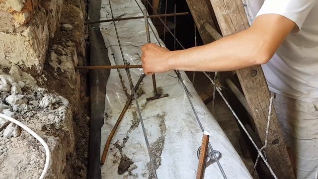 Делали ОПАЛУБКУ. Реконструкция свинарника 11-12 день. смотреть онлайн