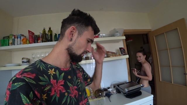 Барыги из роллы Чёрный рис и покатухи на лонгборде смотреть онлайн