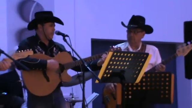 COUNTRY PYTHON Have you ever seen the rain cover смотреть онлайн