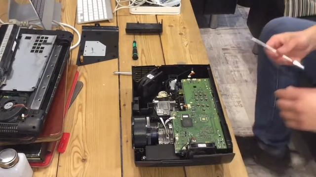 Разборка DLP проектора ViewSonic смотреть онлайн