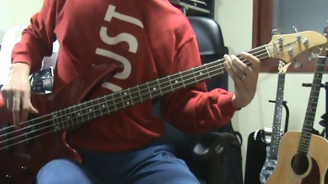 Yamaha bass RBX170 (time is running out intro) смотреть онлайн