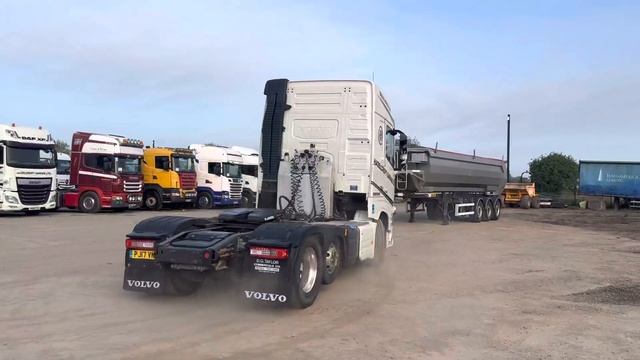 2017 Volvo FH460 6x2 Mini Mid Lift Tractor Unit, Entered into Auction смотреть онлайн