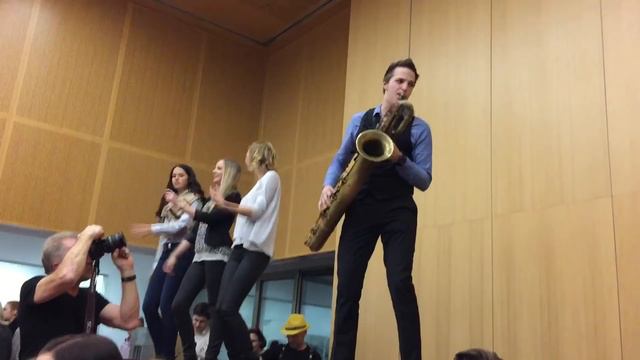 Bari, Bari Good! // Baritone Sax Solo