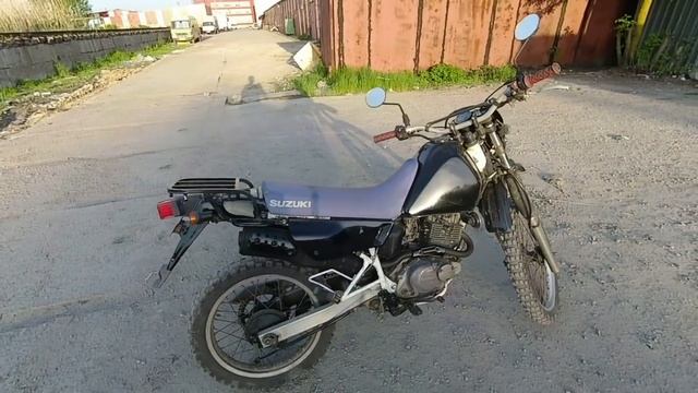 Обзор Suzuki Djebel 200. Тот случай, когда стоит задуматься- старый японец или новый китаец! смотреть онлайн