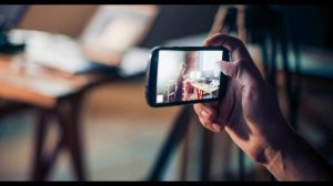 Как узнать, следят ли за вами через камеру телефона