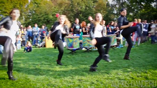 Alexis | День города Москвы 2016 - Парк Горького | Alexis Dance Studio смотреть онлайн