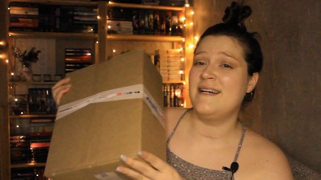 VLOGMAS'22 ?| КОШМАРНАЯ птичья доставка из Читай-города?? смотреть онлайн