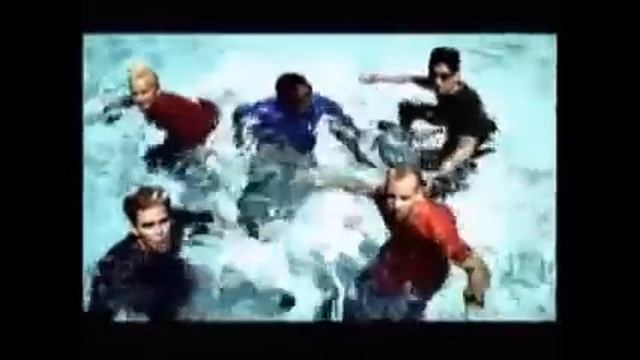 ALL AROUND THE WORLD STATUES CRUMBLE FOR ME смотреть онлайн