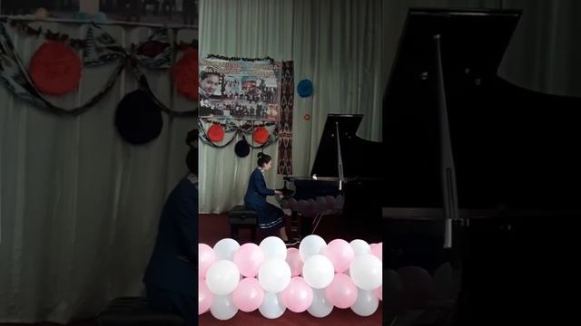 Фантазия "Танец во сне". муз. Мехрож Мухторов. исп. Абдукодирова Паризода смотреть онлайн