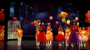 Песня «ЭТОЙ ЯРМАРКИ КРАСКИ»