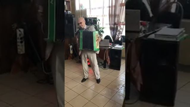 Валенки в собственной обработке. смотреть онлайн