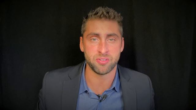 When To Text Her After First Date? смотреть онлайн